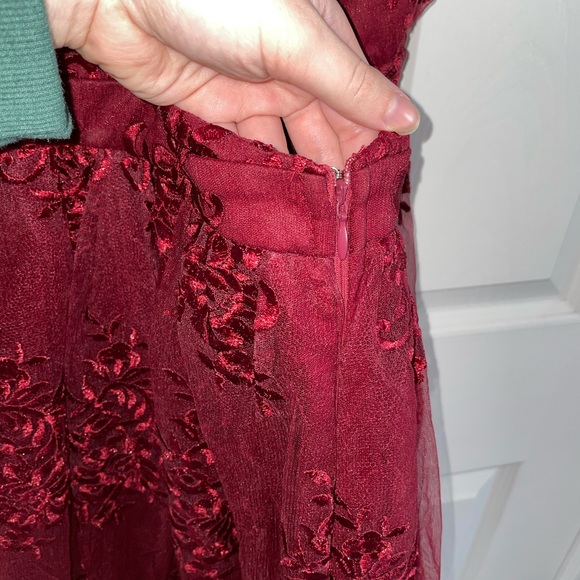 Red Embroidered Flare Dress - Picture 4 of 8